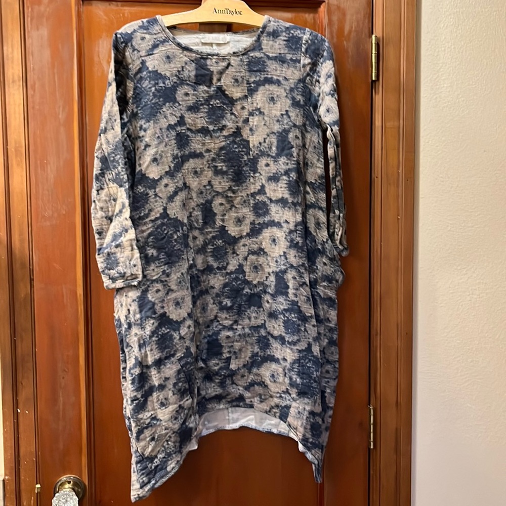 Korean asymmetrical dress in size medium. Smoky blue and gray floral pattern.